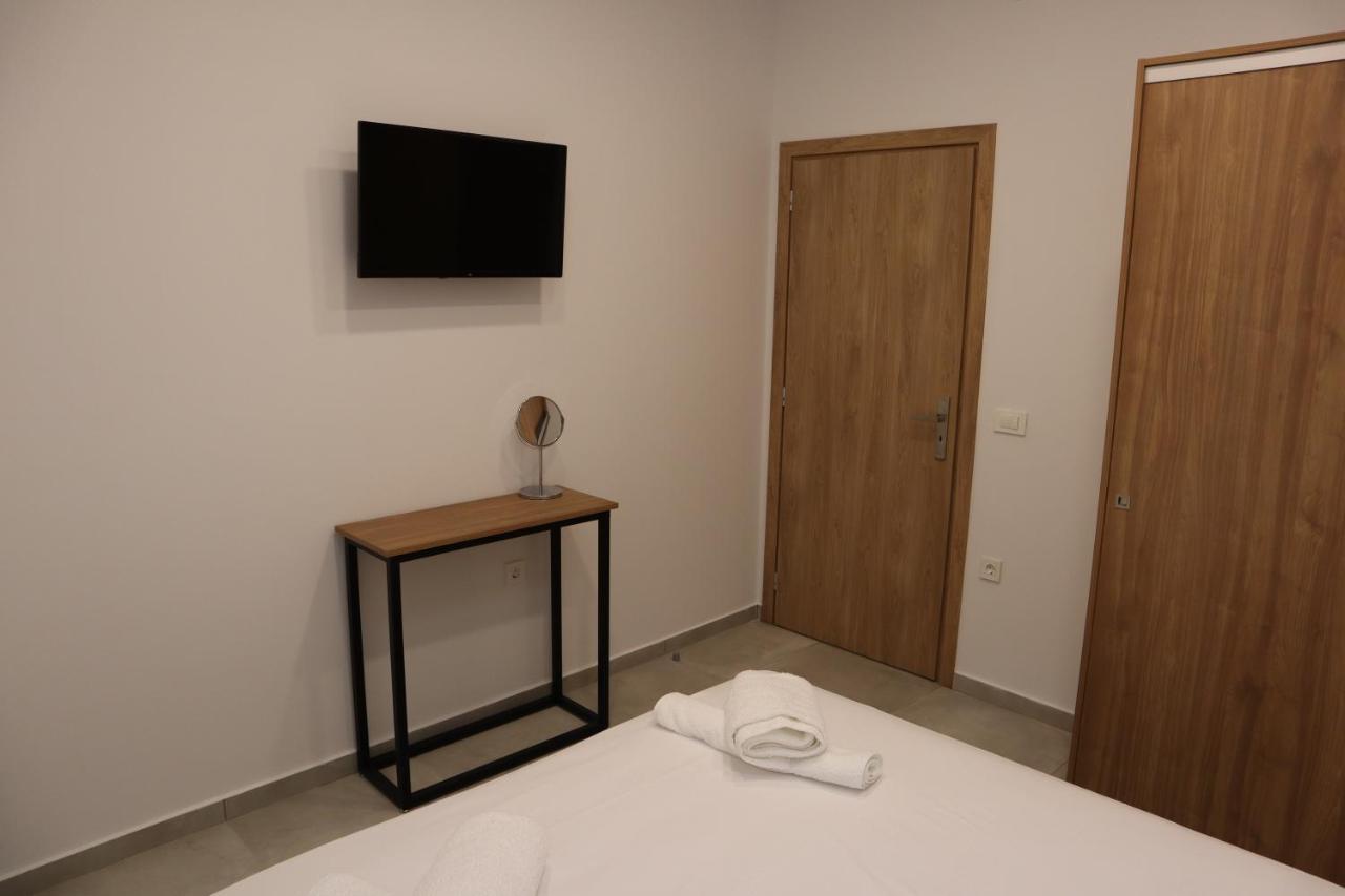 Kiani Apts คาลีเวส ภายนอก รูปภาพ